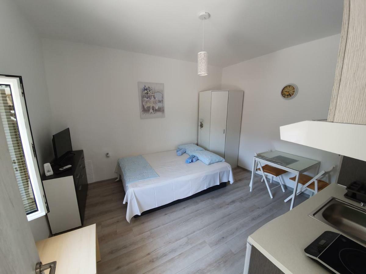 Studio Apartments Ilija コトル エクステリア 写真